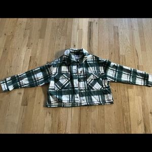 Zara Womens Cropped Jacket Size M Plaid Flannel Oversized Button Down